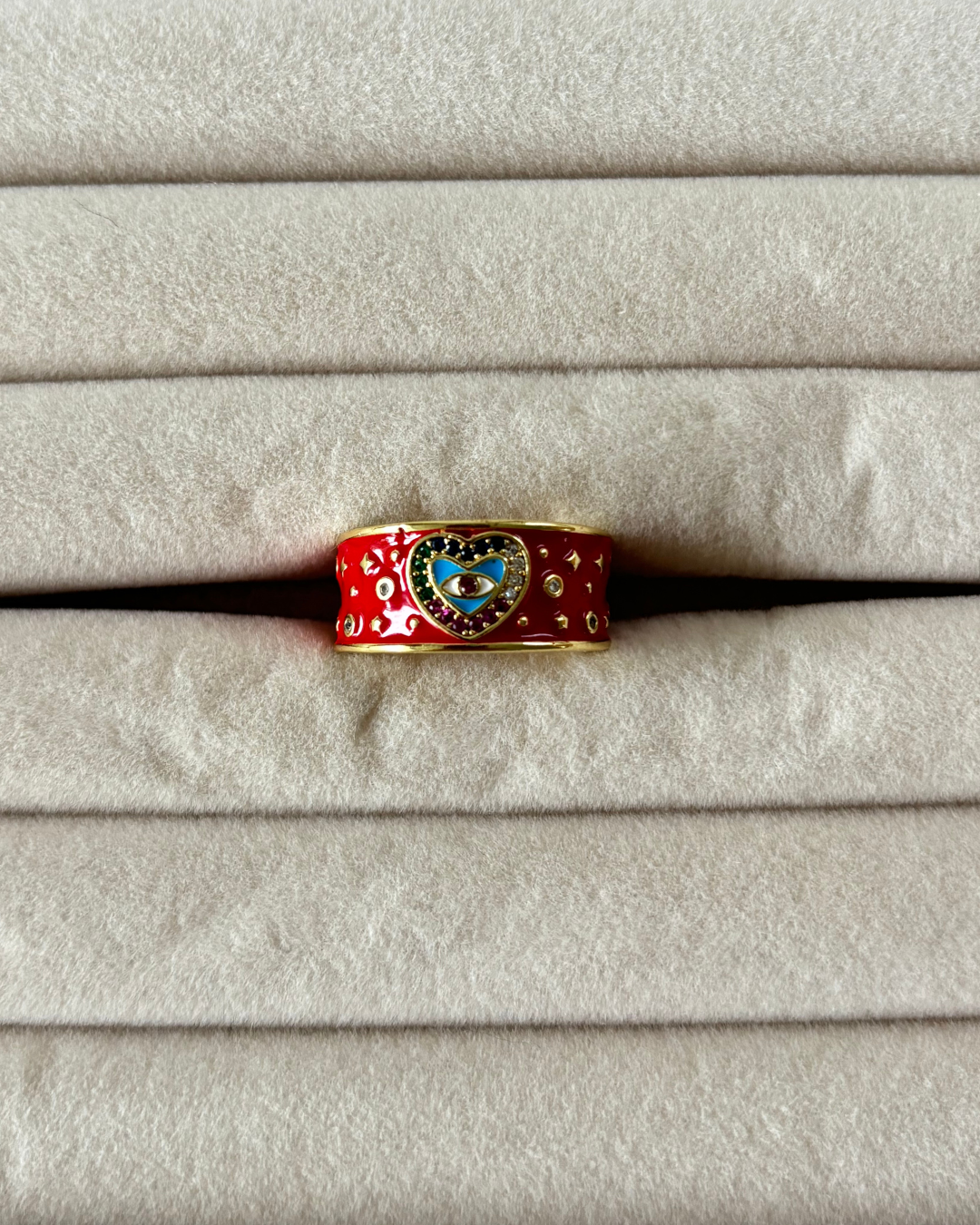 Lola ring