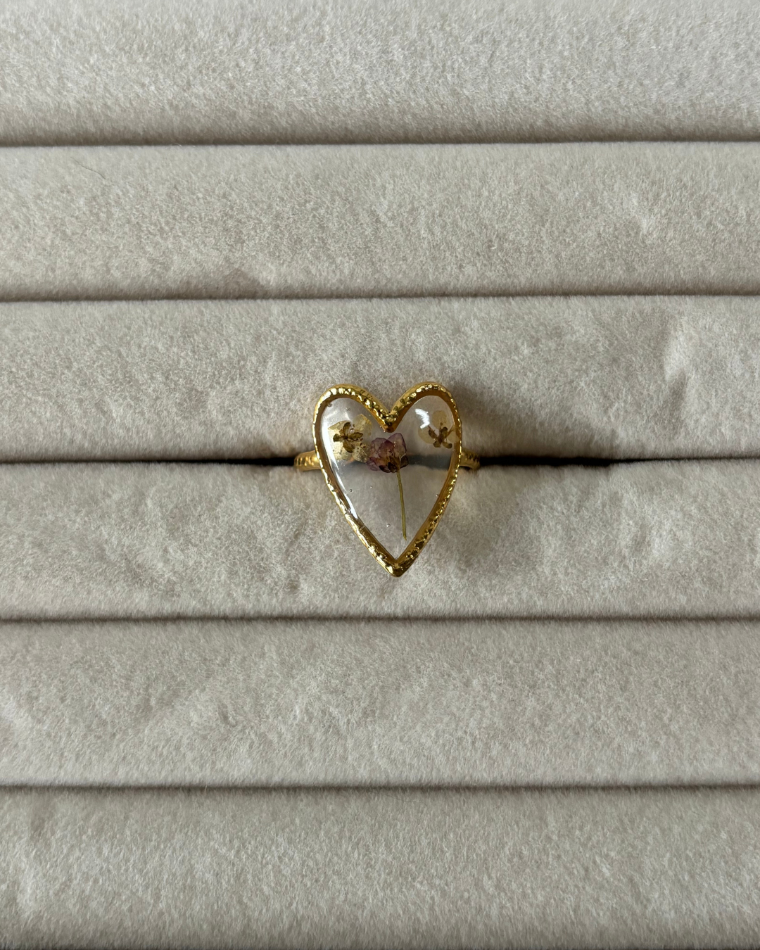 Blossom heart ring