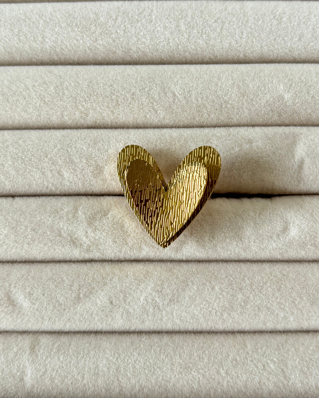 Big heart ring
