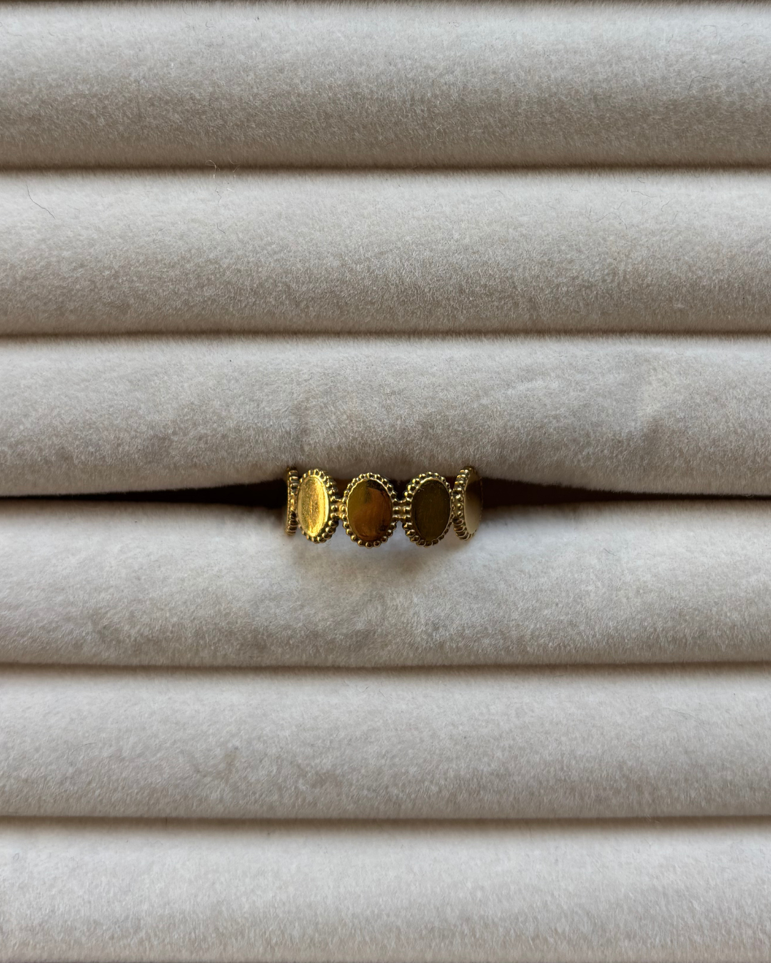 Coin ring