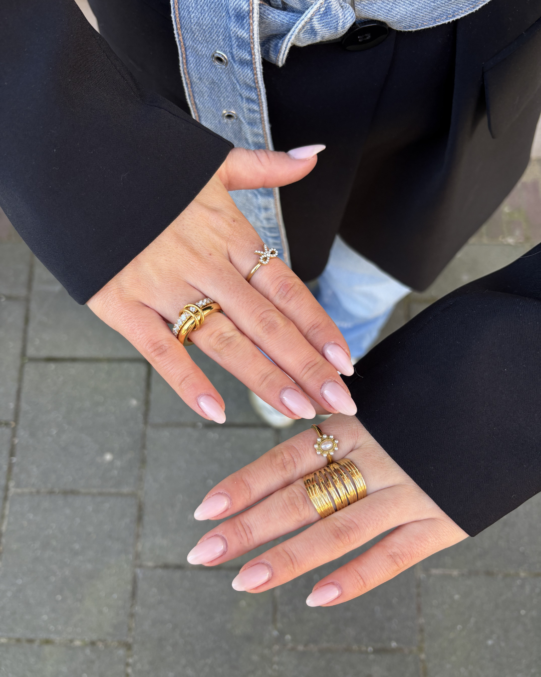 Zola ring
