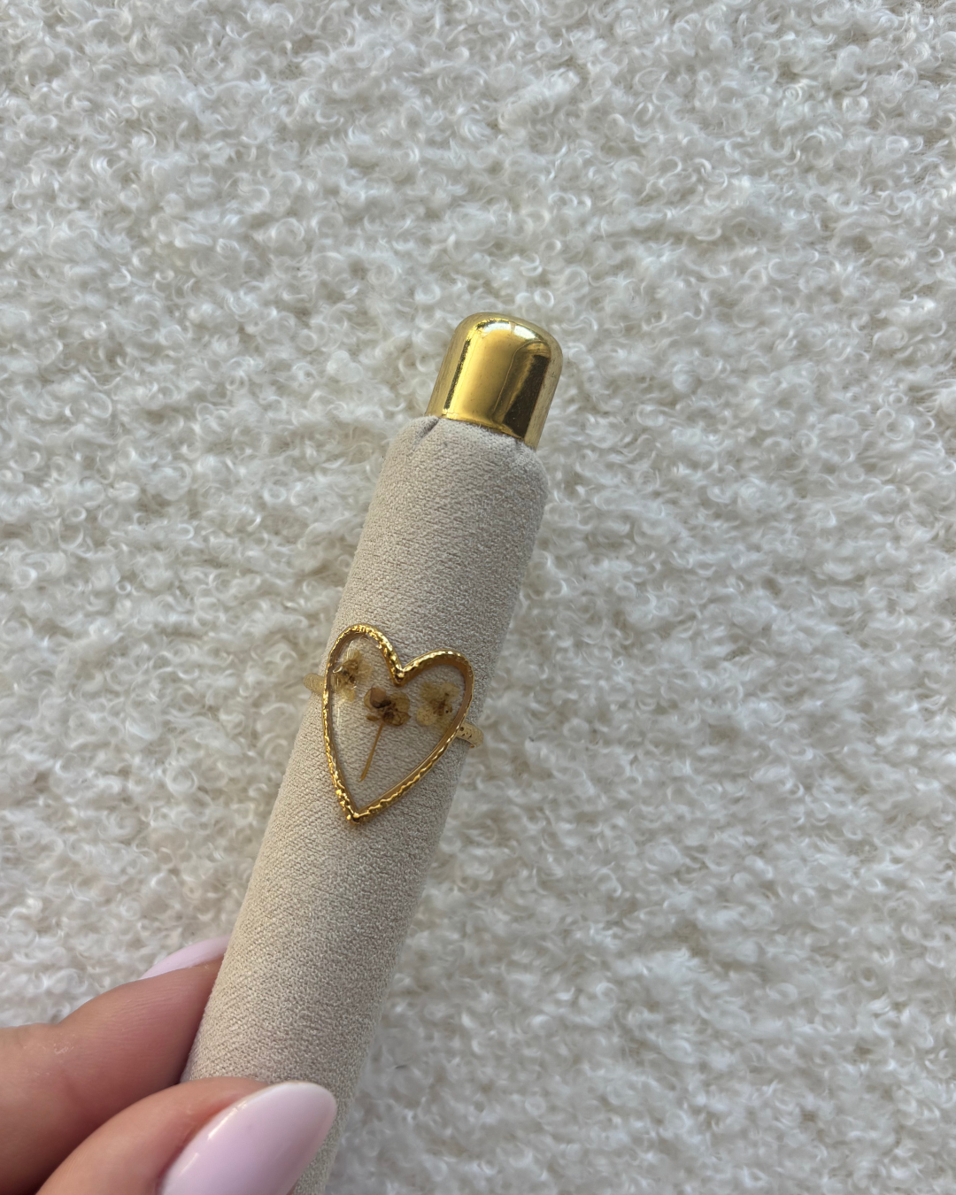 Blossom heart ring
