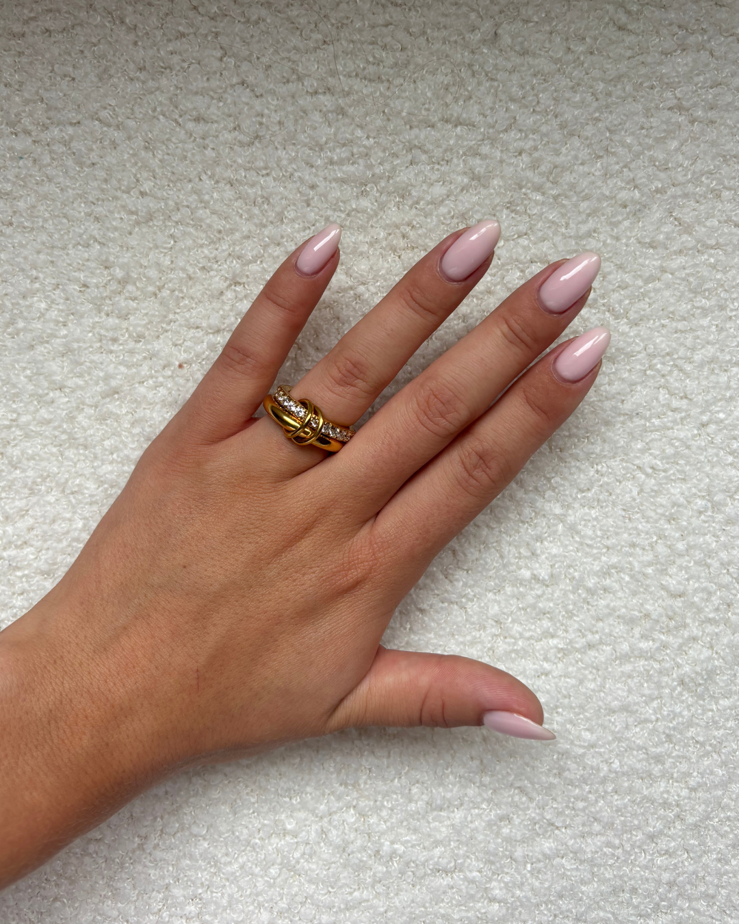 Zola ring