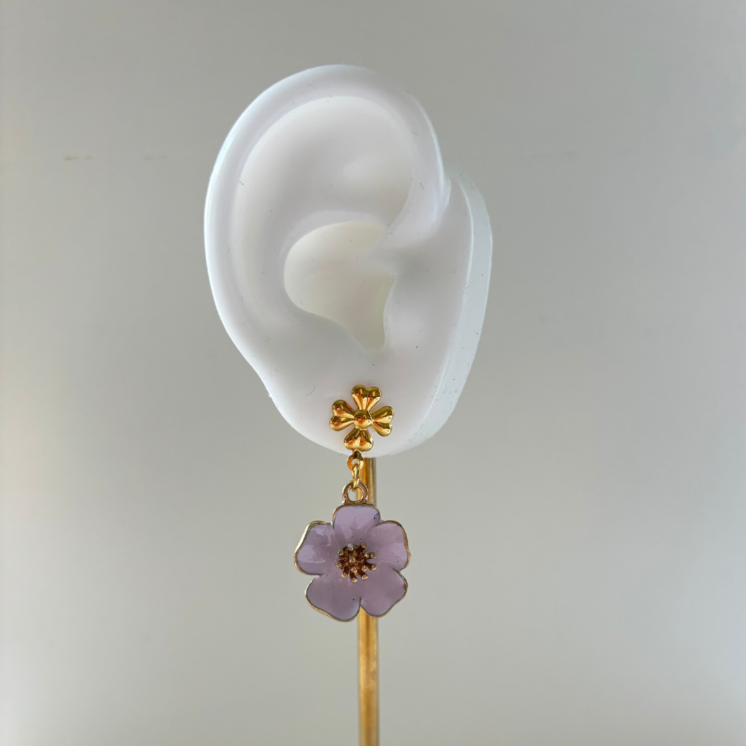 Blossom earrings lila
