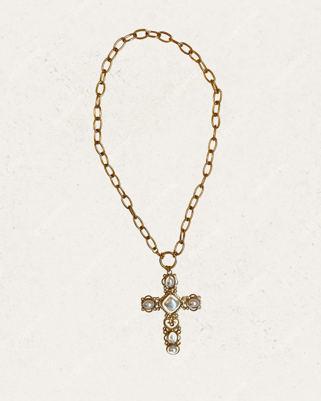 Chunky cross necklace
