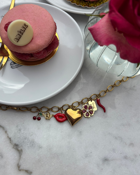 Noevi necklace