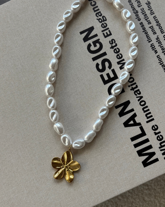Lumi bloom necklace