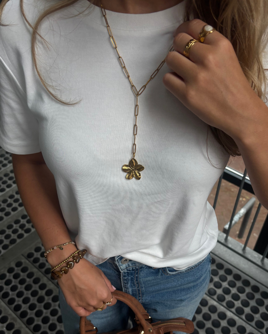 Iris necklace