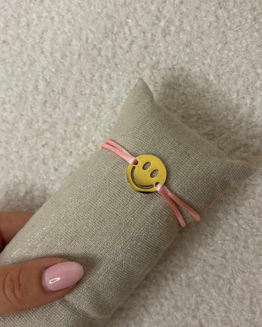 Smile bracelet pink