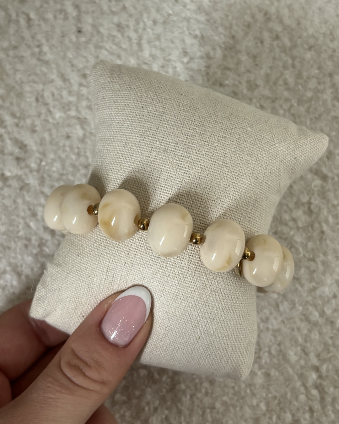 Soft bracelet (beige)
