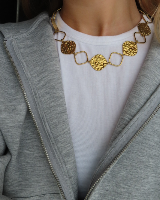Dolce necklace